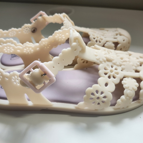Rare Melissa Possession Viktor&Rolf Cream  Sz 5 Jelly Sandals Flower Balletcore - Picture 3 of 11